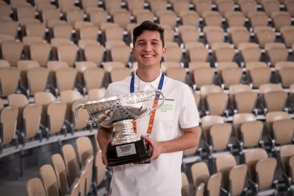 Nova campeã coroada no Roland-Garros eSeries pela Renault em 2025